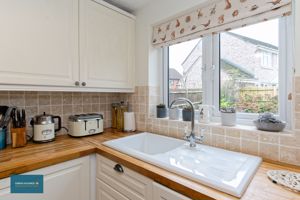 Kitchen- click for photo gallery